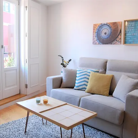 Almada Prime - Live In Apartmán Porto