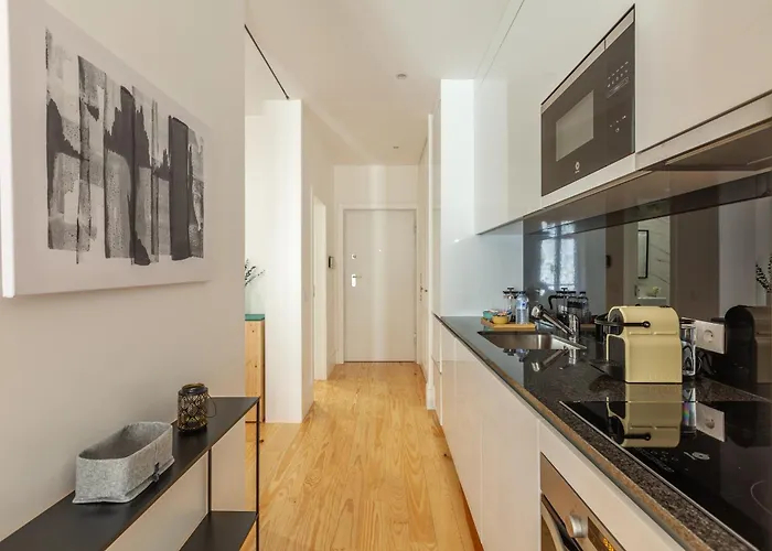 Almada Prime - Live In 波尔图