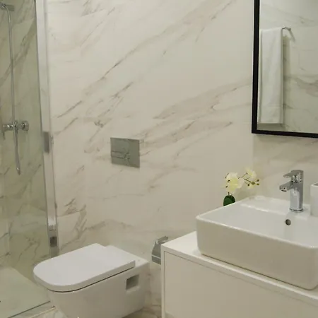 Almada Prime - Live In *