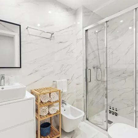 Almada Prime - Live In Apartamento Oporto