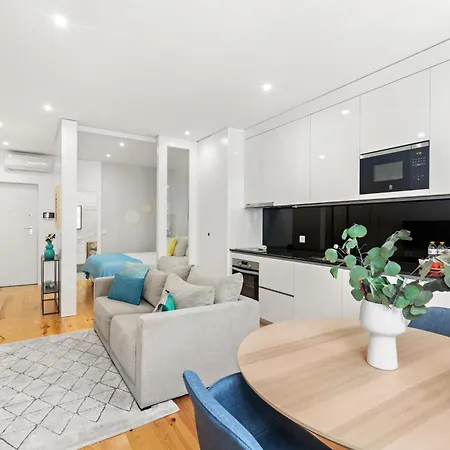 Almada Prime - Live In Apartamento *