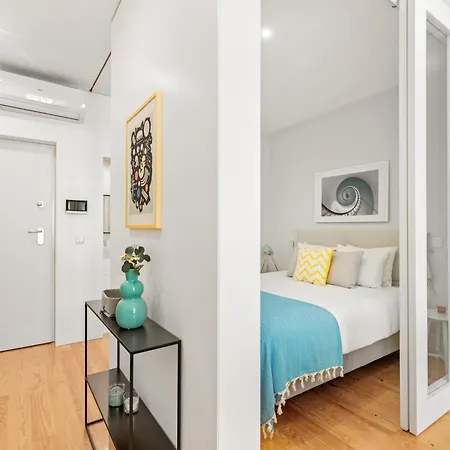 Almada Prime - Live In Apartamento *