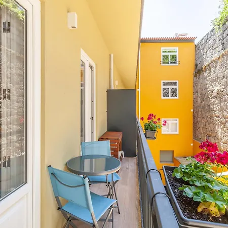 Almada Prime - Live In Apartamento Oporto