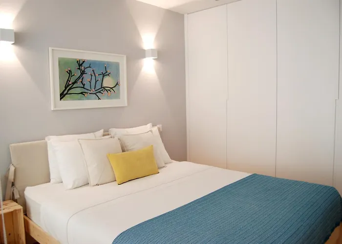 Almada Prime - Live In Apartman *