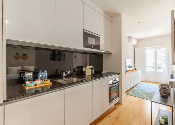 Almada Prime - Live In Apartman Porto