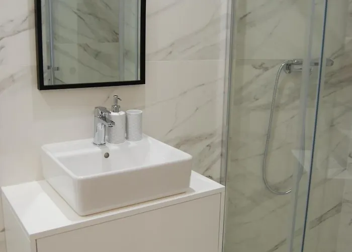 Almada Prime - Live In Lejlighed