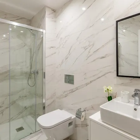 Almada Prime - Live In * Porto