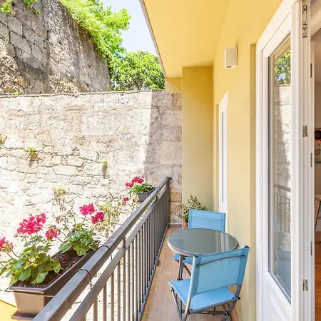 Almada Prime - Live In